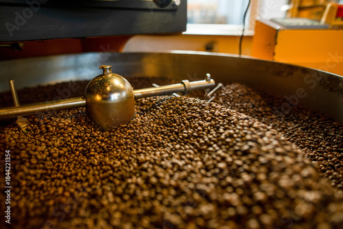 Artisan Coffee Roasting – Fresh Coffee Beans in a Modern Roastery