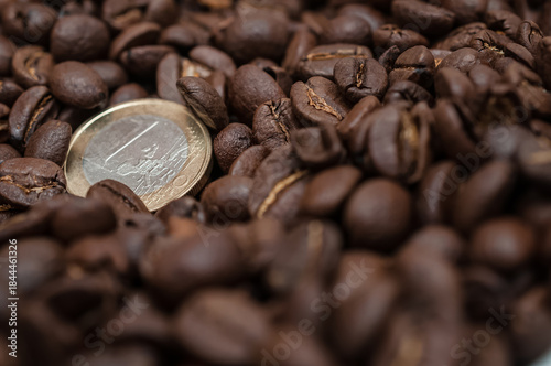 Wallpaper Mural Kaffeebohnen Kaffeepreise in Europa Torontodigital.ca