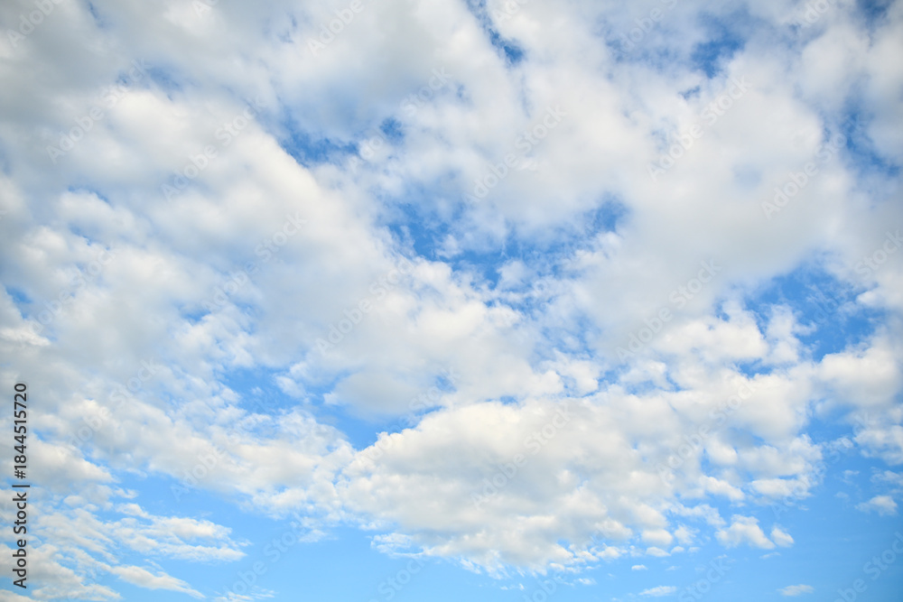 Obraz premium cloudy day with blue sky shading in daylight