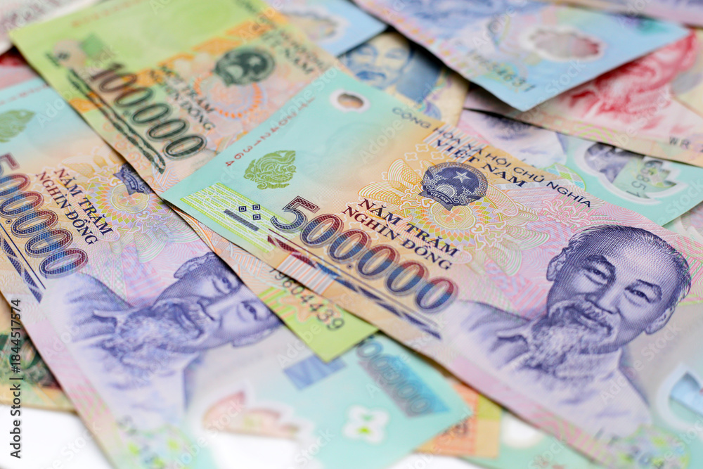 Obraz premium Vietnamese dong banknotes. Money concept