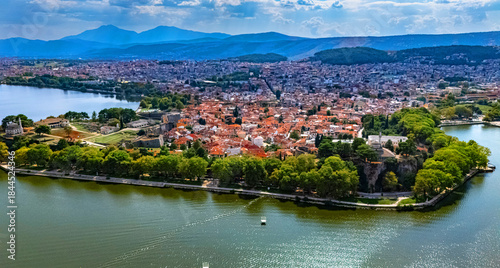 Tableau sur toile Aerial view of the city of Ioannina, Epirus, Greece
