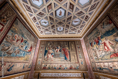 Foto Room of the Tapestries, Ducal Palace - Mantua, Italy