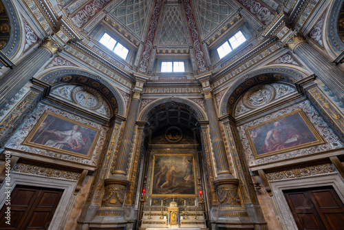 Vászonkép High altar and apse, Cattedrale di San Pietro - Mantua, Italy