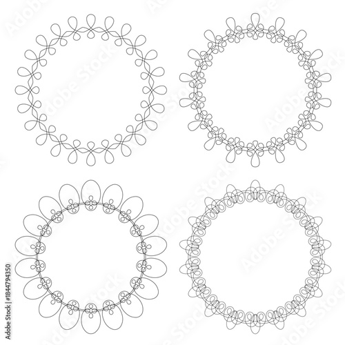 Set of 4 very simple round frames with fully editable stroke width and fill color