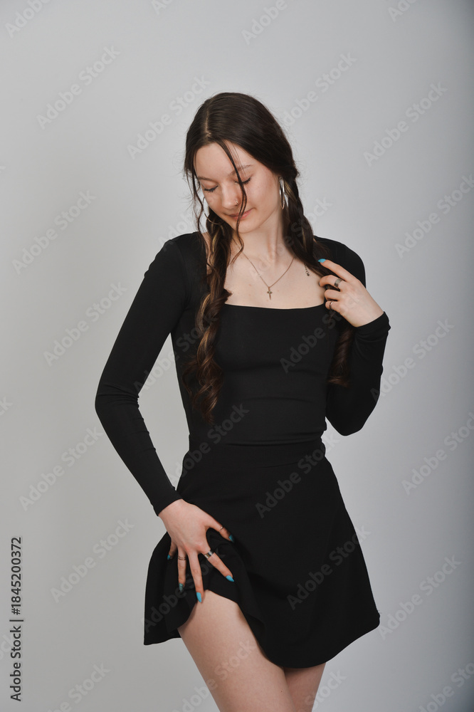 Obraz premium junge, gothic, schwarz, frau, schönheit, gestalten, kleid, jacke, top, ärmelfrei, anzug, bauchfrei, jheans, sportlich, kleidung, casual, leitbild, brünett, atelier, haar, bekleidung, person, lächeln, 