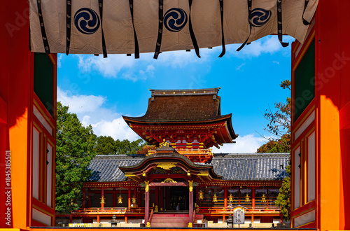 京都、石清水八幡宮の本殿
