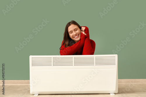 Young woman with electric c...