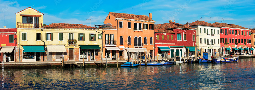 Obraz premium main canal in Murano Italy