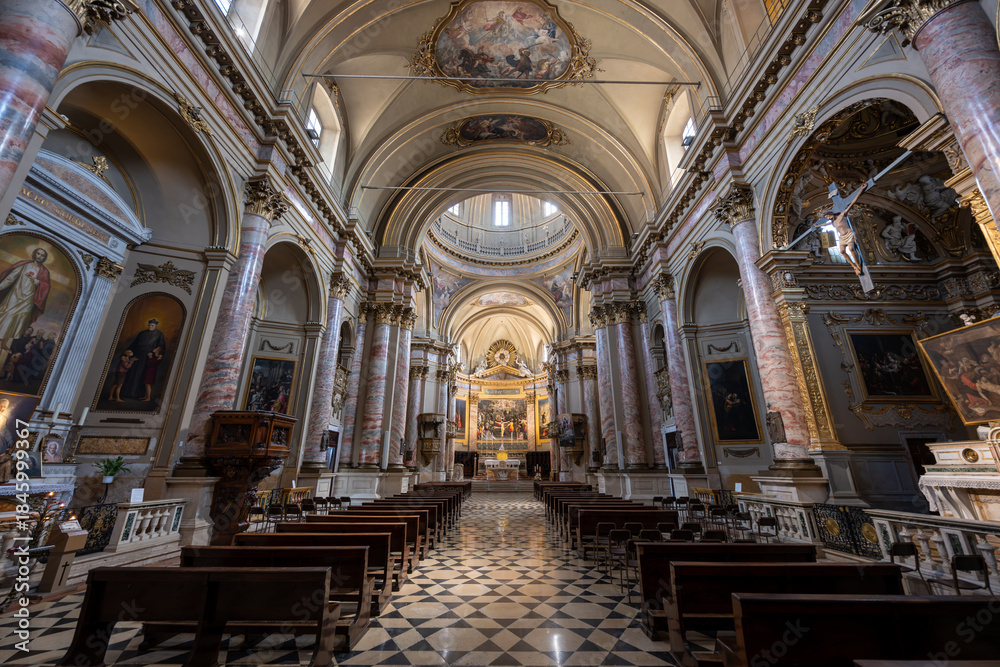 Fototapeta premium Interior of Basilica of St. Alexander in Colonna - Bergamo, Italy