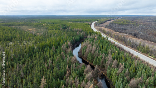 Foto Aerial View of Boreal Forest and Meandering Wetland Stream in Northern Quebec, C