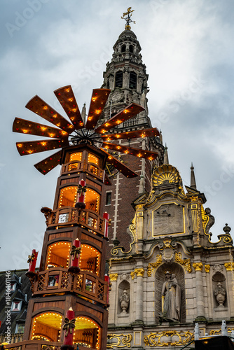 Christmas pyramid food stand in front of KU Leuven University Library