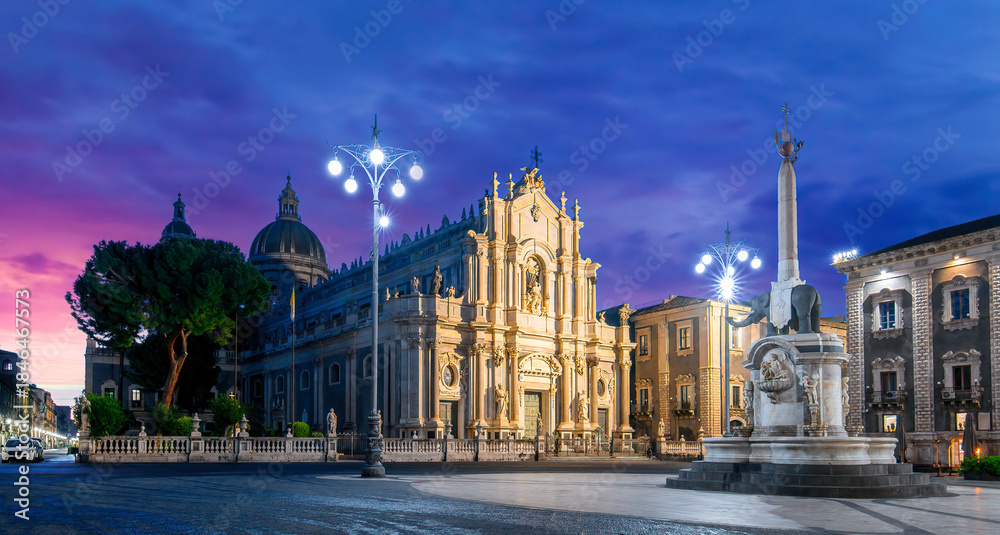 Fototapeta premium Piazza Duomo in Catania, Sicily, Italy with the Cathedral of Santa Agatha and Liotru at night