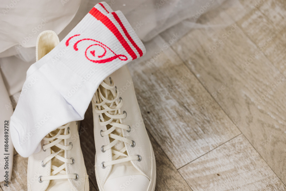 Fototapeta premium Wedding details flowers and shoes
