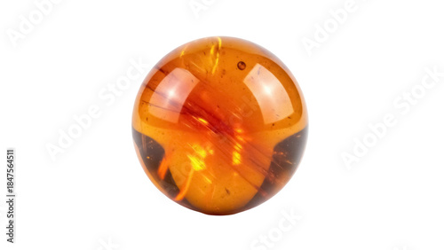 Foto Isolated amber gemstone sphere, warm and translucent with natural inclusions and