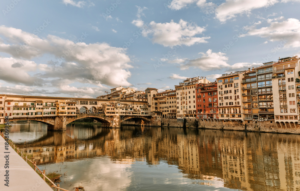 Obraz premium Ponte Vecchio skyline, Florence.