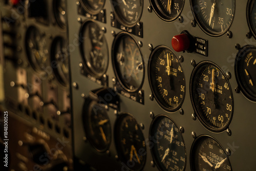 Quadro su tela Vintage Aircraft Cockpit Gauges and Dials Close-up.