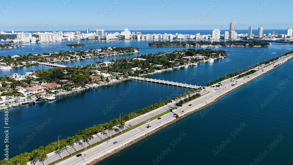 Fototapeta premium Miami Beach Skyline At Miami Beach In Florida United States. Urban Beach. Bay Water Scenery. Downtown City. Miami Beach Skyline In Florida United States. Peaceful Landscape.