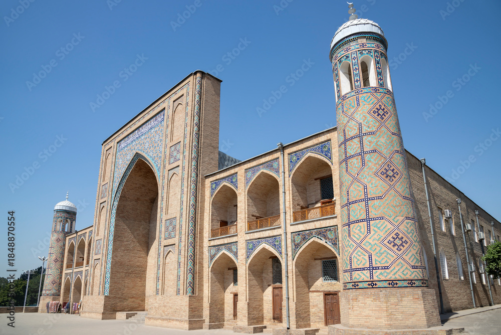 Fototapeta premium View on the ancient Kukeldash Madrasah (16th century), Tashkent, Uzbekistan