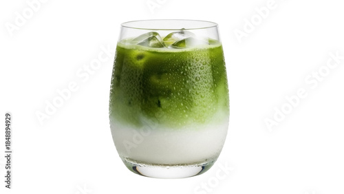 Fotografie Iced matcha latte in glass isolated PNG, refreshing green tea drink with milk on