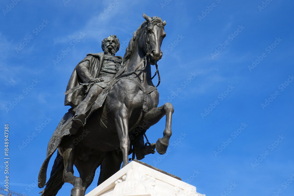 Fototapeta premium Gyula Andrassy equestrian statue in front of the Parliament in Budapest