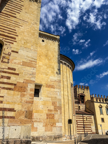 Santa Maria Matricolare Cathedral, Verona