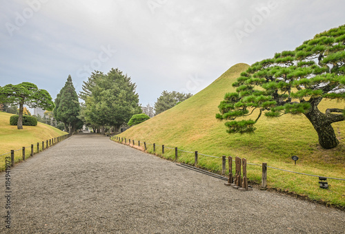 Canvas Print Landscape View Of Beautiful Historical Garden With Izumi Shrine And Artificial M