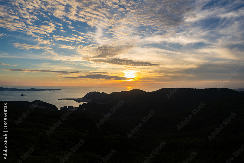 Obraz premium 稲佐山山頂展望台から見る夕景（長崎市）