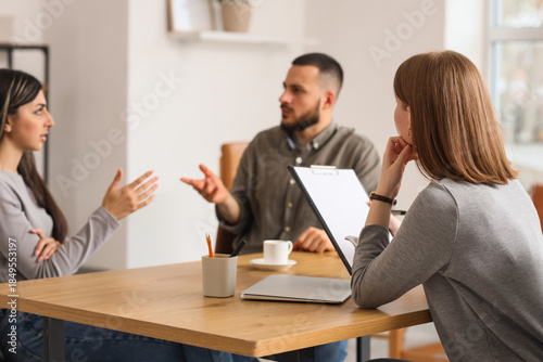 Family mediator working wit...