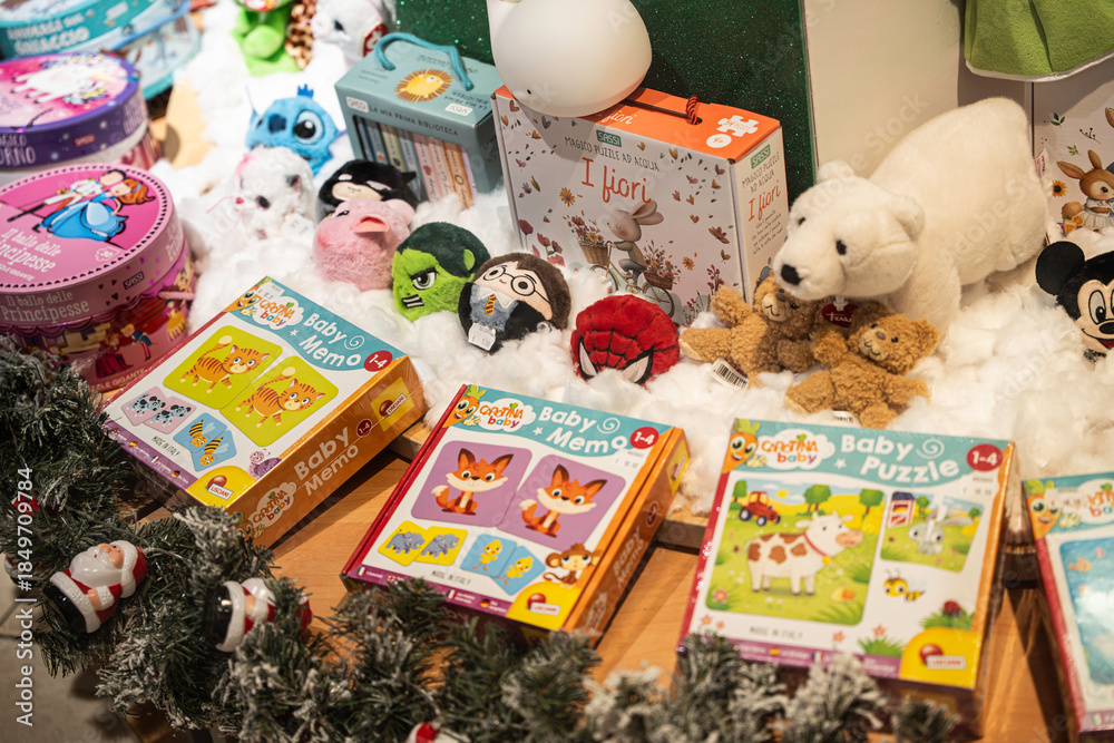 Obraz premium Christmas gifts display presenting children's plush toys and board games
