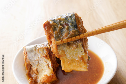 サバ缶　味噌煮