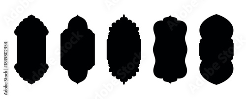 Islamic window and arch outline icons with Arabic, Moroccan design. Mosque door frames, arch, lantern shapes for Ramadan and Eid promotions. Isolated on transparent background. Minimal flat style