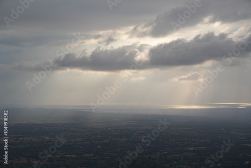 sunrays throught the clouds