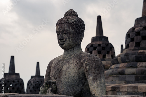 Tableau sur toile borobudur temple indonesia
