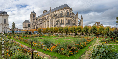 Photography Bourges, France - 10 25 2025: Panoramic view of Saint Stephen's Cathedral and co