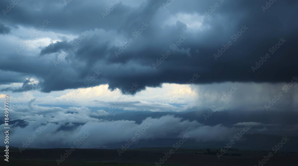 Obraz premium storm clouds timelapse
