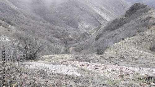 La nebbia sul canyon nelle Marche