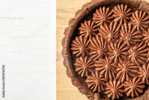 生チョコ, 生チョコタルト, タルトケ－キ, チョコレ－ト, 焼き菓子, スイ－ツ, デザ－ト, 甘い, 自家製, クリ－ム, アップ, 俯瞰, ウッド