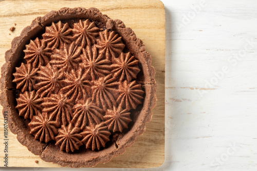 生チョコ, 生チョコタルト, タルトケ－キ, チョコレ－ト, 焼き菓子, スイ－ツ, デザ－ト, 甘い, 自家製, クリ－ム, アップ, 俯瞰, ウッド