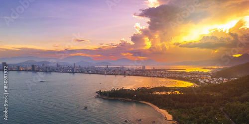 Tableau sur toile Sunset Panorama Over Da Nang City Bay With Beach And Mountains Vietnam