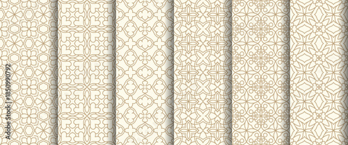 Arabic Islamic Seamless Ornament Pattern Vector