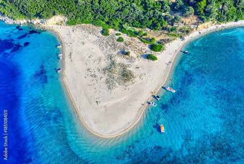 Fotografie Island of Zakynthos Greece, National Marine Park, Dafni beach, Caretta turtle
