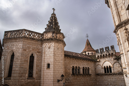 Valokuva Exterior of the Basilica of Saint-Sauveur in the town of Rocamadour, France