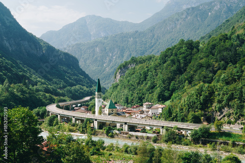 Fotografie Alpe Adria Cycle Path in Dogna Italy