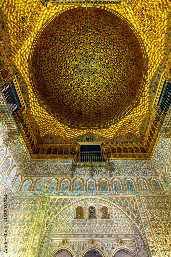 Naklejka premium Ceiling decorations of Hall of Ambassadors in Seville Alcazar, Spain