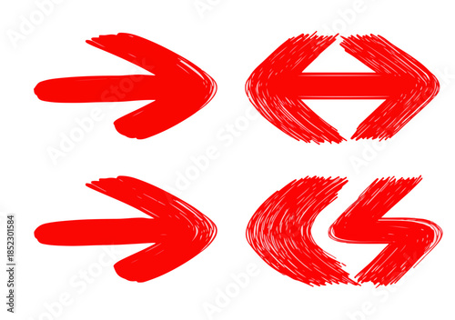 Conjunto de cuatro flechas rojas dibujadas a mano con textura de pincelada sobre fondo transparente.