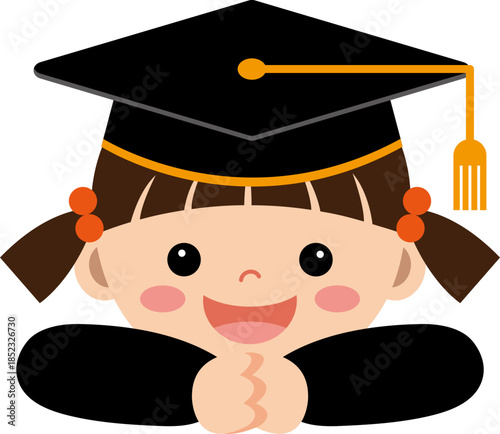 학사모를 쓴 여자아이