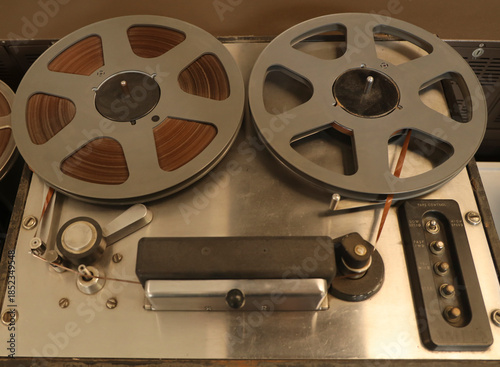 Bild auf Leinwand Vintage reel to reel tape recorder isolated on transparent background, a retro a