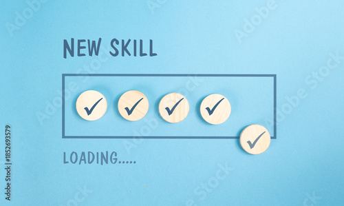 Canvas-taulu New skill loading, goal to upskill, business, education and career concept, know