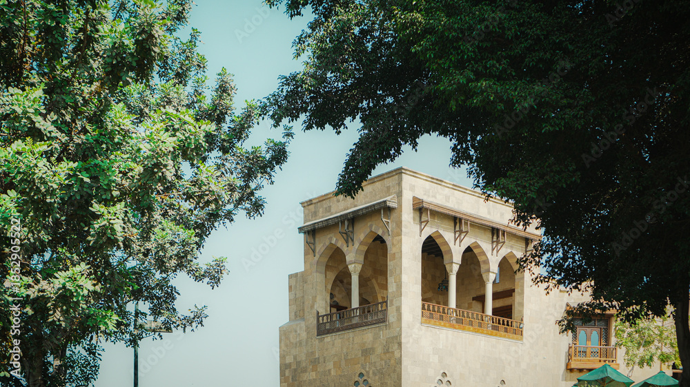Obraz premium The beautiful lanscape view of al azhar park in cairo egypt on a sunny day and nature background