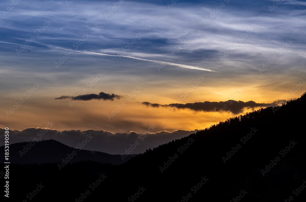 Fototapeta premium Dramatic sunset background with cloudy sky.